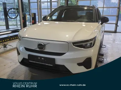 XC40 PURE ELECTRIC CORE MET+KAMERA+NAVI+LED+LM19