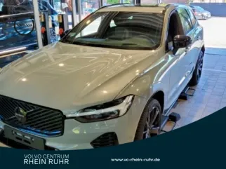 XC60 B5 AWD Ultra Black+PANO+360°KAM+ACC+LEDER+